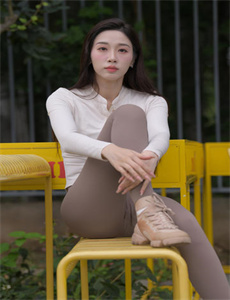 《无职转生樱花-bgmbgmbgm胖老太太视频》